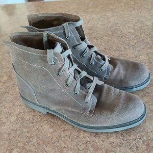 SKECHERS Brown Suede Leather Boots Men's size 10.5 #SN 62363 Lace Up High Top